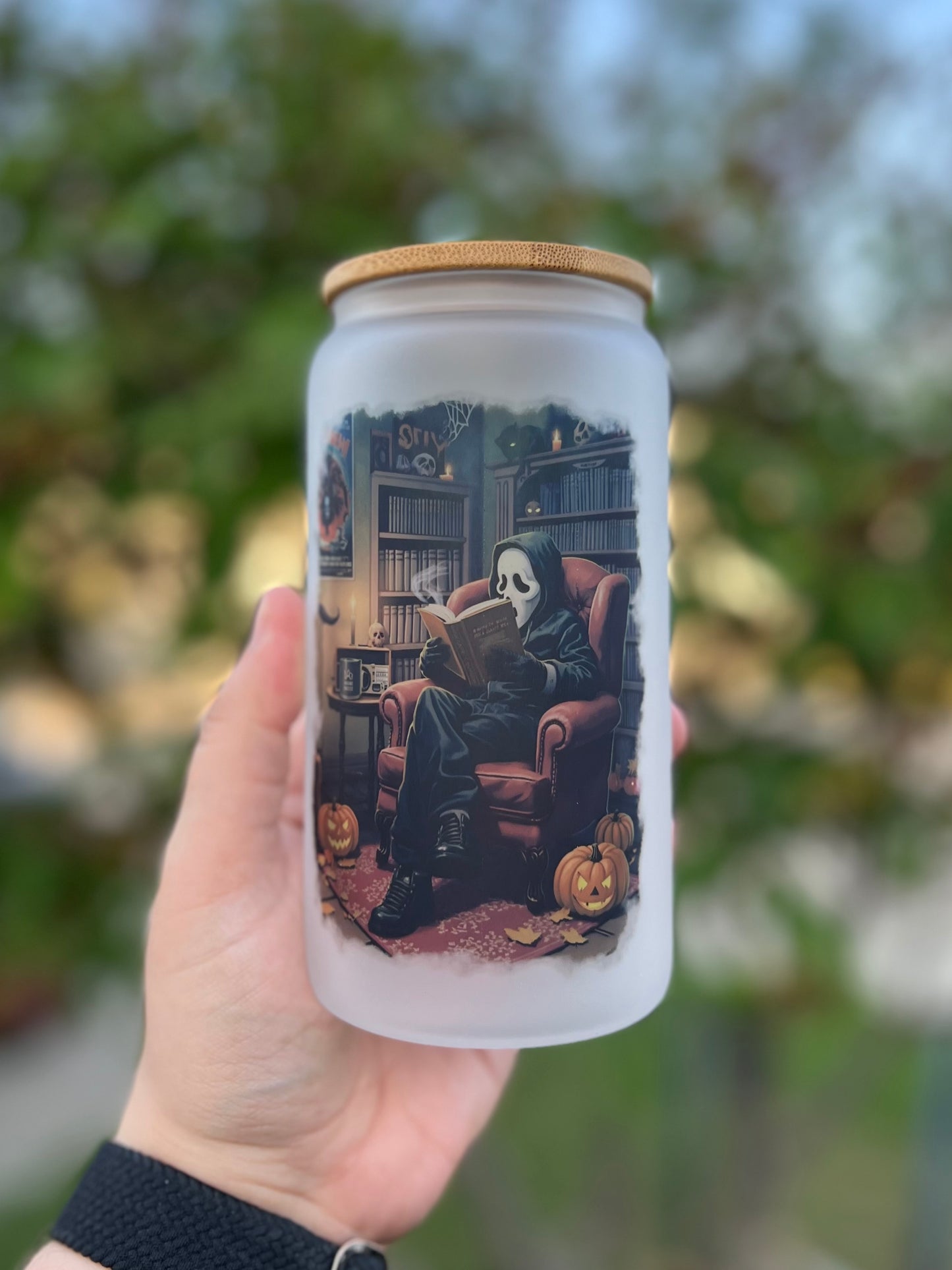 Ghostface Reading Beer Can Glass